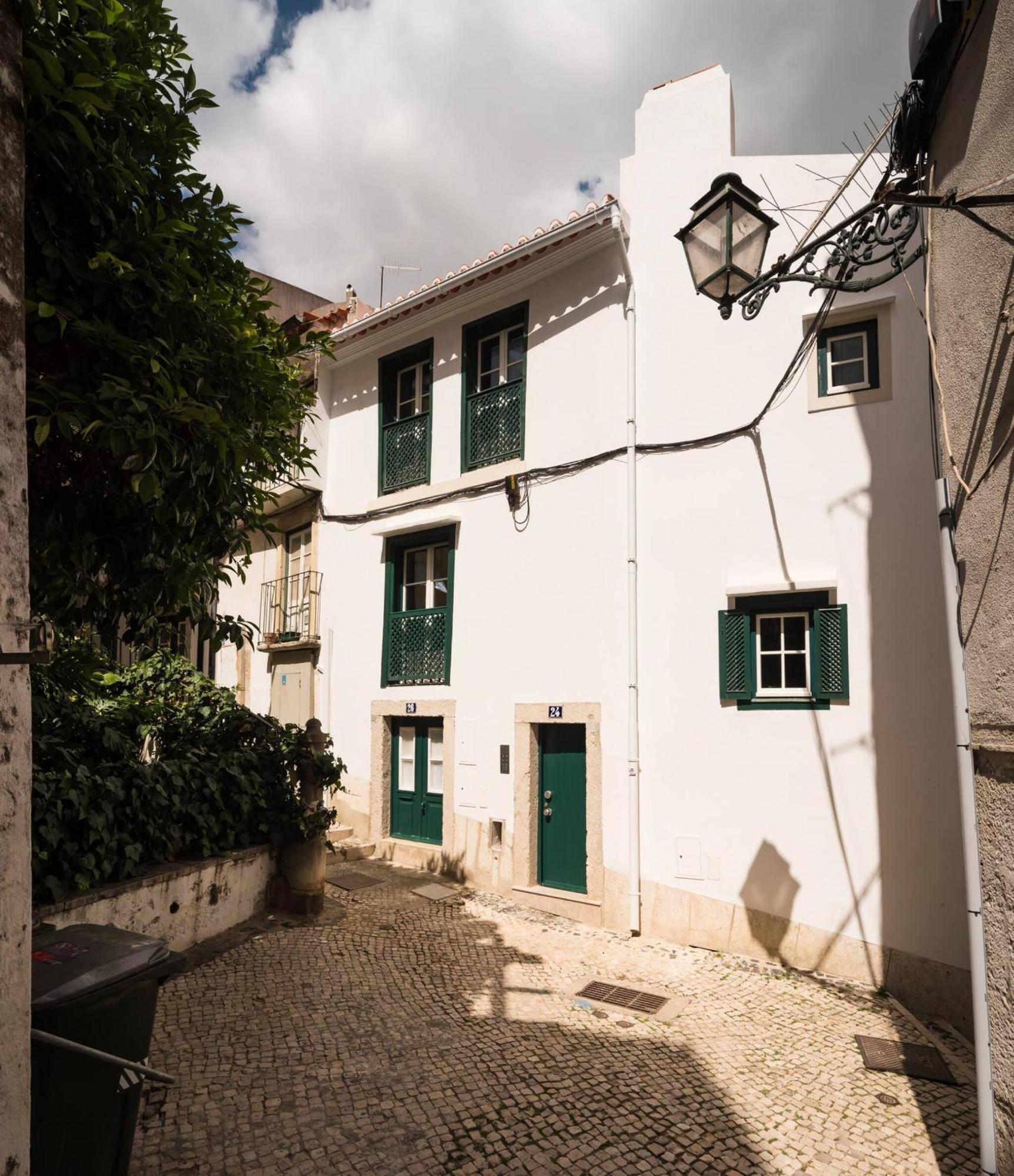 Alfama Regal Apartment